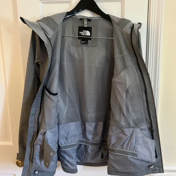 The North Face ThermoBall DryVent Jacket - Picture 4 of 13